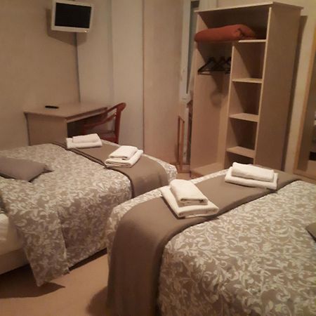Hotel Restaurant Le Centre Comblanchien Zewnętrze zdjęcie
